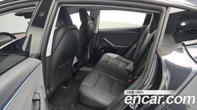 Tesla Model 3 RWD 2025 — фото 12