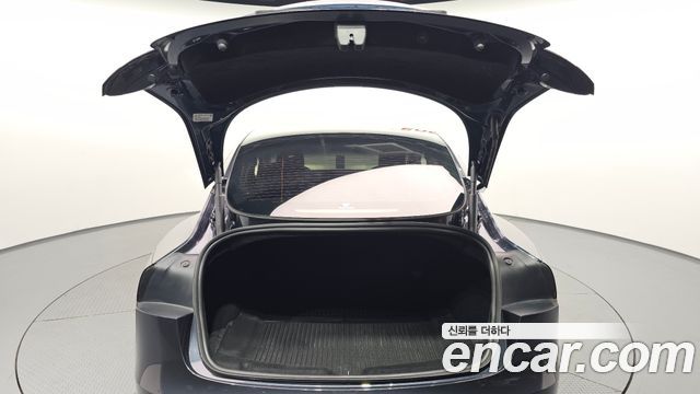 Tesla Model 3 RWD 2025 — фото 20