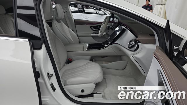 Mercedes-Benz EQE (V295) EQE350+ 2024 — фото 11