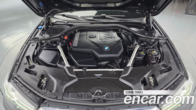 BMW 5 Series (G30) 520i Luxury 2022 — фото 6