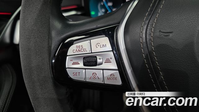 BMW 5 Series (G30) 520i Luxury 2022 — фото 19