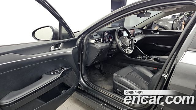Kia K5 (III) 2.0 Prestige 2022 — фото 10
