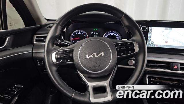Kia K5 (III) 2.0 Prestige 2022 — фото 13