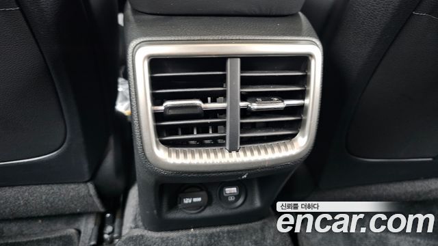 Kia K5 (III) 2.0 Prestige 2022 — фото 19