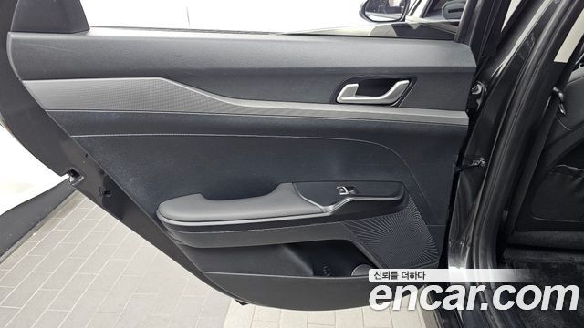 Kia K5 (III) 2.0 Prestige 2022 — фото 25