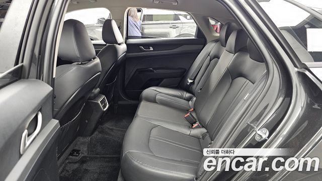 Kia K5 (III) 2.0 Prestige 2022 — фото 26