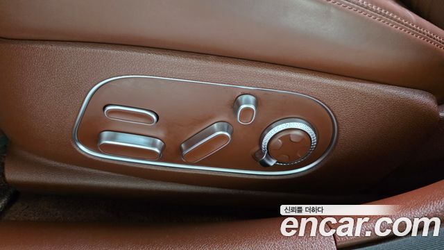 Genesis G90 (RS4) Gasoline 3.5 Turbo AWD 2022 — фото 33