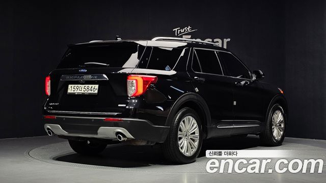 Ford Explorer (VI) 2.3 LimIted 4WD 2020 — фото 2