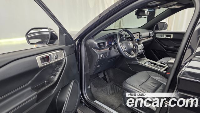 Ford Explorer (VI) 2.3 LimIted 4WD 2020 — фото 10