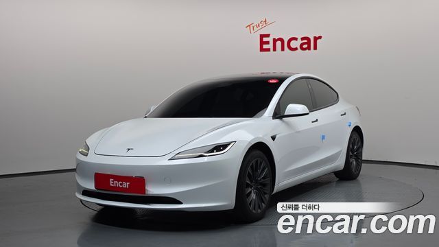 Tesla Model 3 RWD