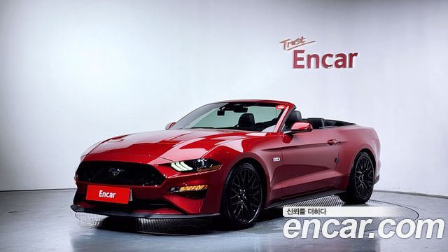Ford Mustang GT Convertible