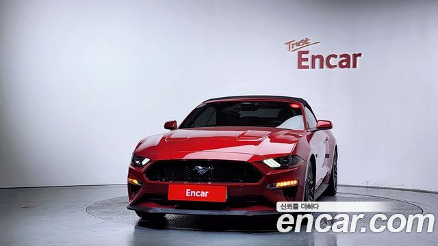 Ford Mustang GT Convertible 2022 — фото 3