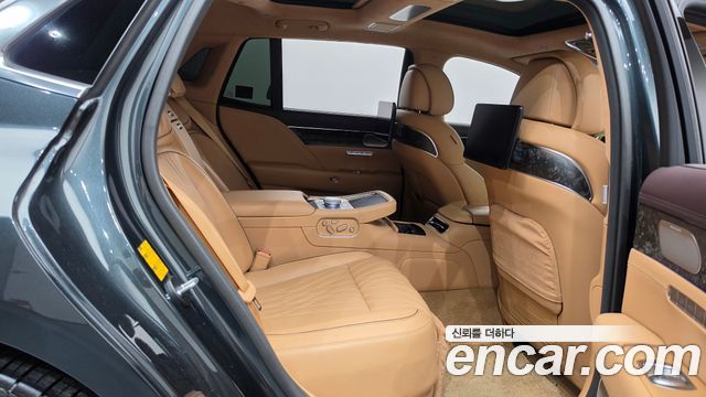 Genesis G90 (RS4) Gasoline 3.5 Turbo e-S/C AWD 2023 — фото 11