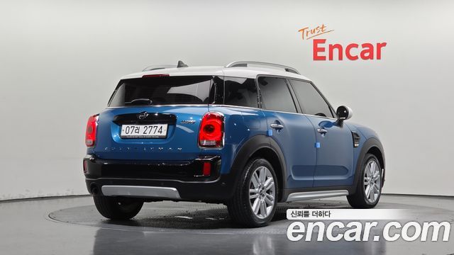 MINI Cooper Countryman HIGH 2nd 2018 — фото 2