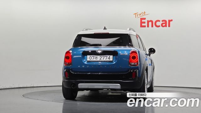 MINI Cooper Countryman HIGH 2nd 2018 — фото 4