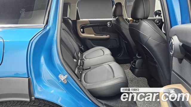 MINI Cooper Countryman HIGH 2nd 2018 — фото 16