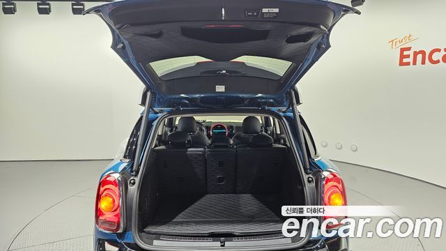 MINI Cooper Countryman HIGH 2nd 2018 — фото 19