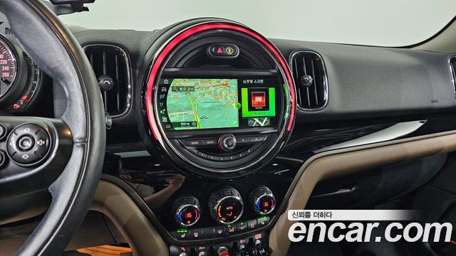 MINI Cooper Countryman HIGH 2nd 2018 — фото 20