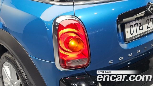 MINI Cooper Countryman HIGH 2nd 2018 — фото 29
