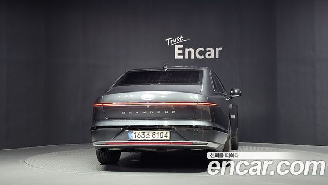 Hyundai Grandeur (GN7) 2,5 Gasoline 2WD Premium 2023 — фото 4