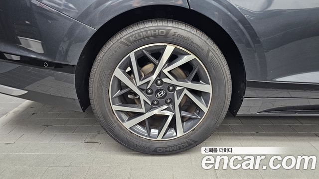 Hyundai Grandeur (GN7) 2,5 Gasoline 2WD Premium 2023 — фото 5
