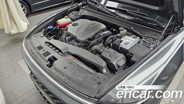 Hyundai Grandeur (GN7) 2,5 Gasoline 2WD Premium 2023 — фото 6