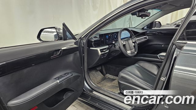 Hyundai Grandeur (GN7) 2,5 Gasoline 2WD Premium 2023 — фото 10