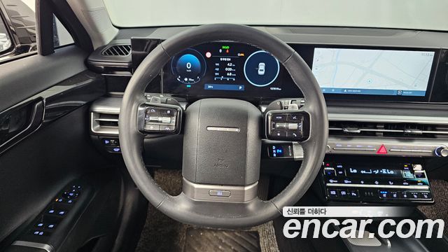 Hyundai Grandeur (GN7) 2,5 Gasoline 2WD Premium 2023 — фото 13