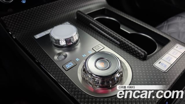 Genesis G80 (RG3) Gasoline 2.5 Turbo 2WD 2025 — фото 9