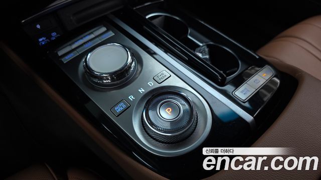 Genesis G80 (RG3) Gasoline 2.5 Turbo AWD 2024 — фото 9