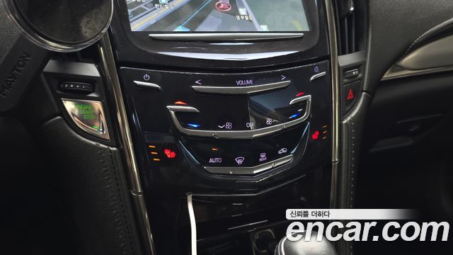 Cadillac ATS 2.0 Luxury 1st 2017 — фото 18