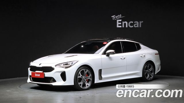 Kia Stinger 2.0 Turbo AWD Platinum 2020 — фото 1