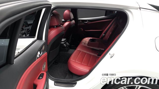 Kia Stinger 2.0 Turbo AWD Platinum 2020 — фото 12