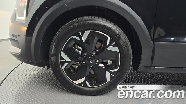 Kia Niro EV Air 2024 — фото 5