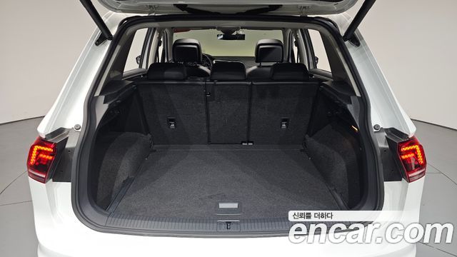 Volkswagen Tiguan (II) 2.0 TDI 4Motion Prestige 2018 — фото 20