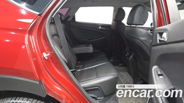 Hyundai Tucson Gasoline 1.6 turbo 2WD Modern 2019 — фото 11