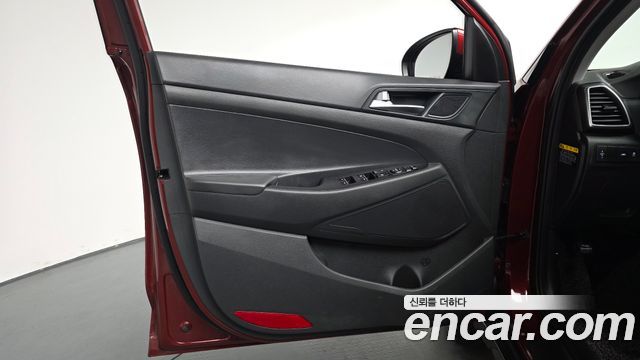 Hyundai Tucson Gasoline 1.6 turbo 2WD Modern 2019 — фото 24