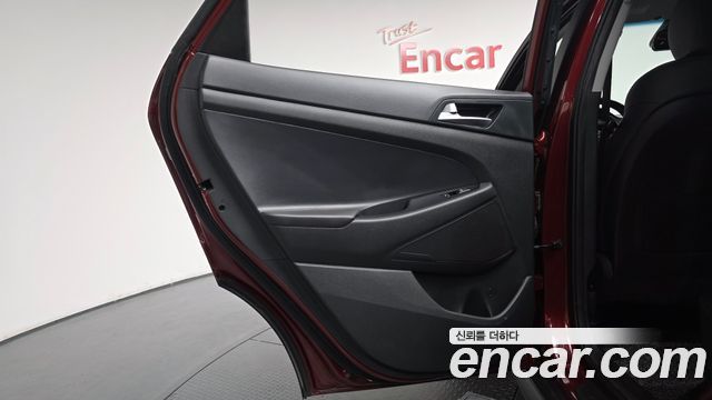 Hyundai Tucson Gasoline 1.6 turbo 2WD Modern 2019 — фото 25