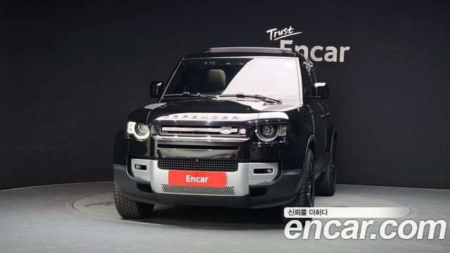 Land Rover Defender (L663) 110 D250 SE 2023 — фото 3