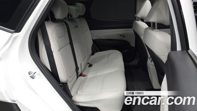 Hyundai Tucson Hybrid (NX4) HEV 1.6 4WD Inspiration 2024 — фото 12