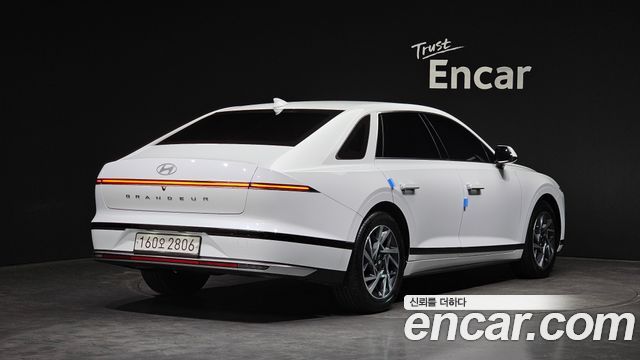 Hyundai Grandeur (GN7) 2,5 Gasoline 2WD Premium 2023 — фото 2