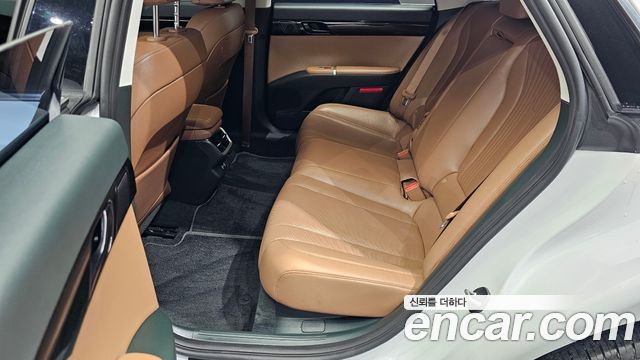 Hyundai Grandeur (GN7) 2,5 Gasoline 2WD Premium 2023 — фото 12