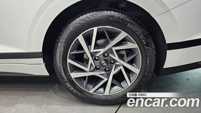 Hyundai Grandeur (GN7) 2,5 Gasoline 2WD Premium 2023 — фото 21