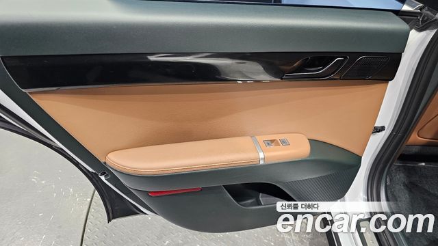 Hyundai Grandeur (GN7) 2,5 Gasoline 2WD Premium 2023 — фото 25