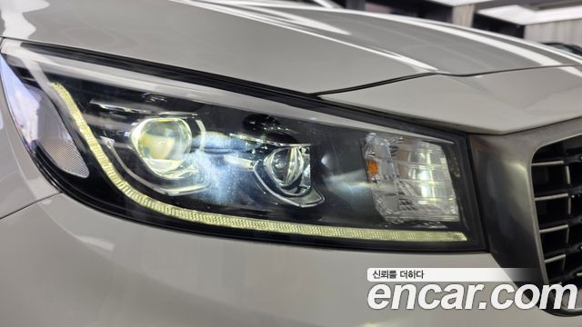 Kia Carnival 9-Seater Prstige 2019 — фото 22