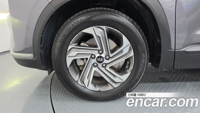 Hyundai Santa Fe Diesel 2.2 2WD Prestige 2021 — фото 5