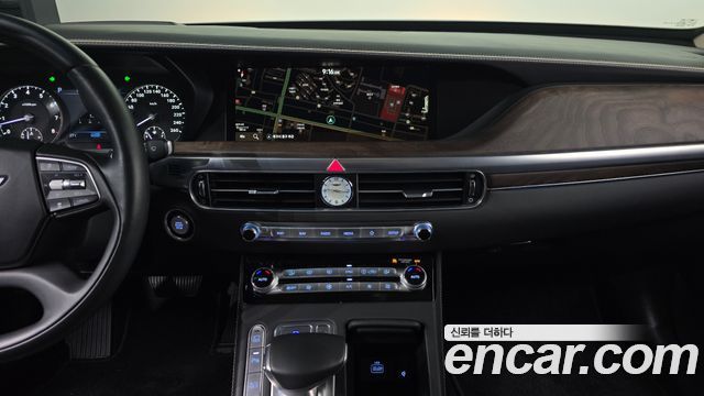 Genesis G90 5.0 AWD Limousine Prestige 2021 — фото 13