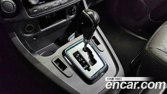 KG Mobility (SsangYong) Korando Turismo 4WD TX 9-seater 2016 — фото 9