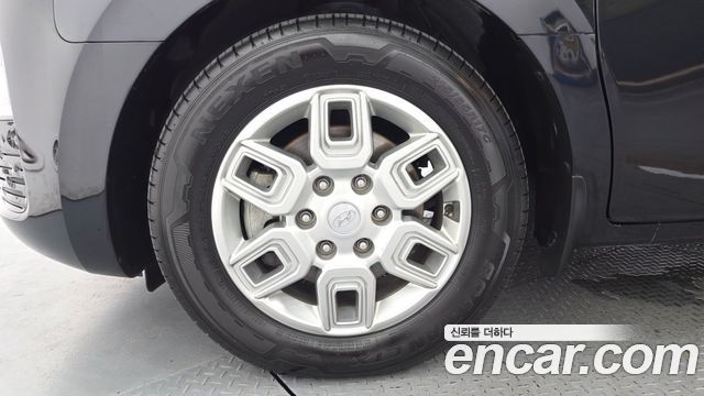 Hyundai Staria Cargo 5-Seater Modern 2023 — фото 5