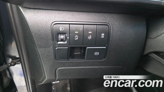Hyundai Staria Cargo 5-Seater Modern 2023 — фото 18